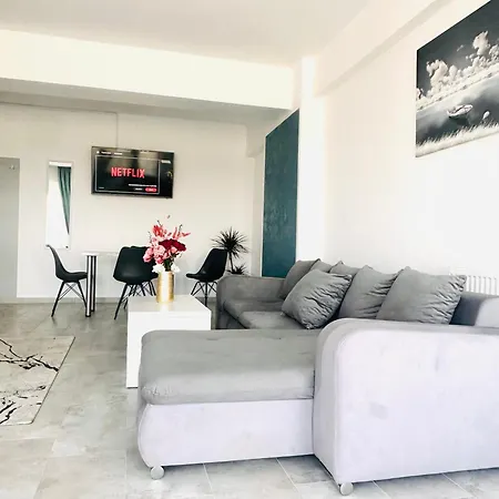 Ramar Mamaia アパート